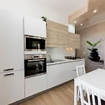 Noemi Couette-café 4*