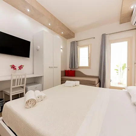 Noemi Oda ve Kahvaltı Porto Cesareo